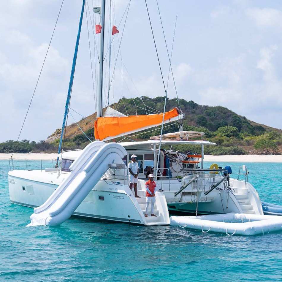 yacht1