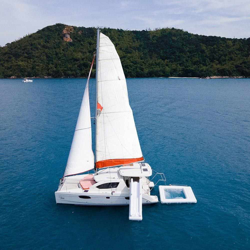 yacht1