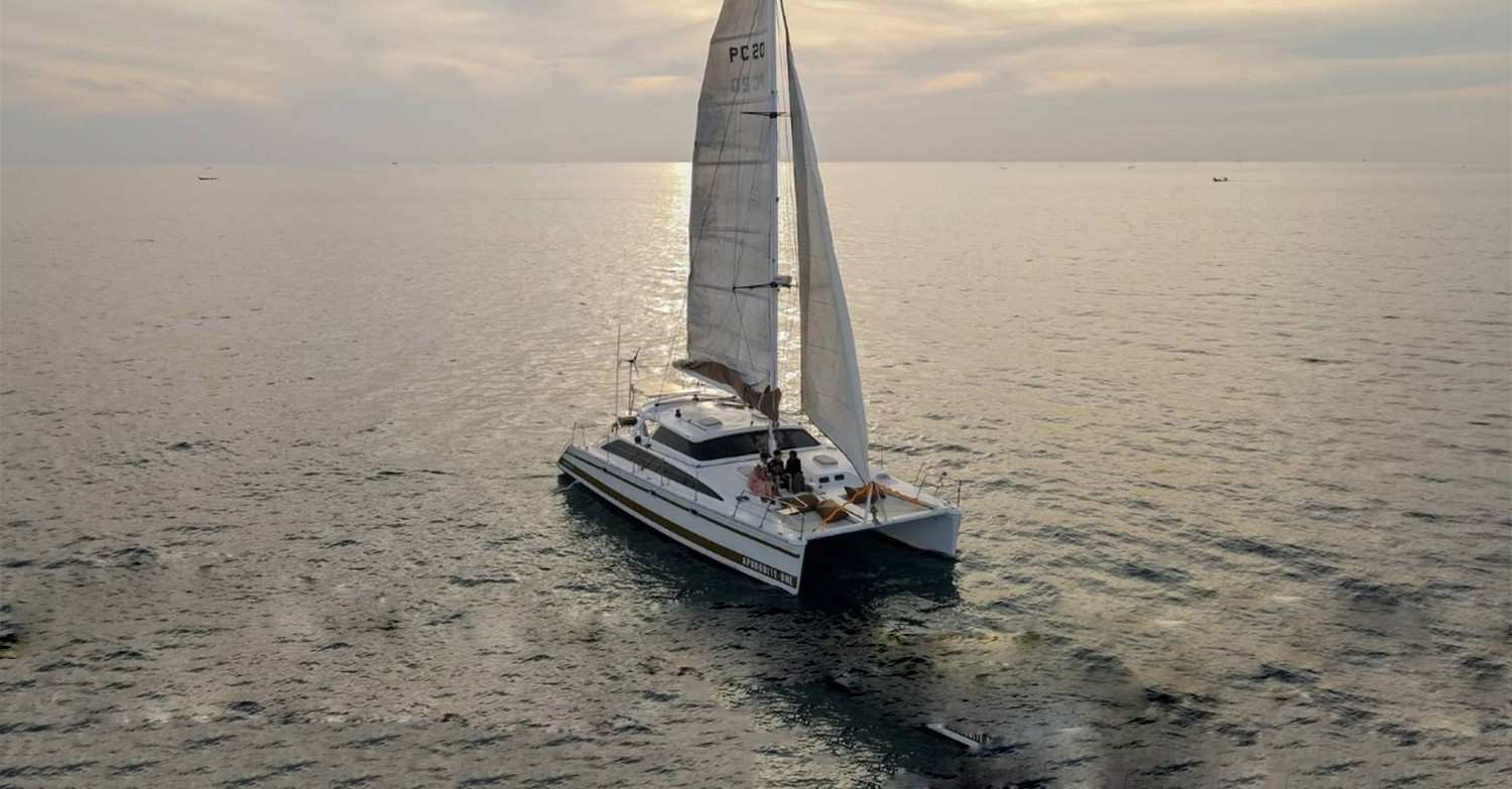 Yacht Slide