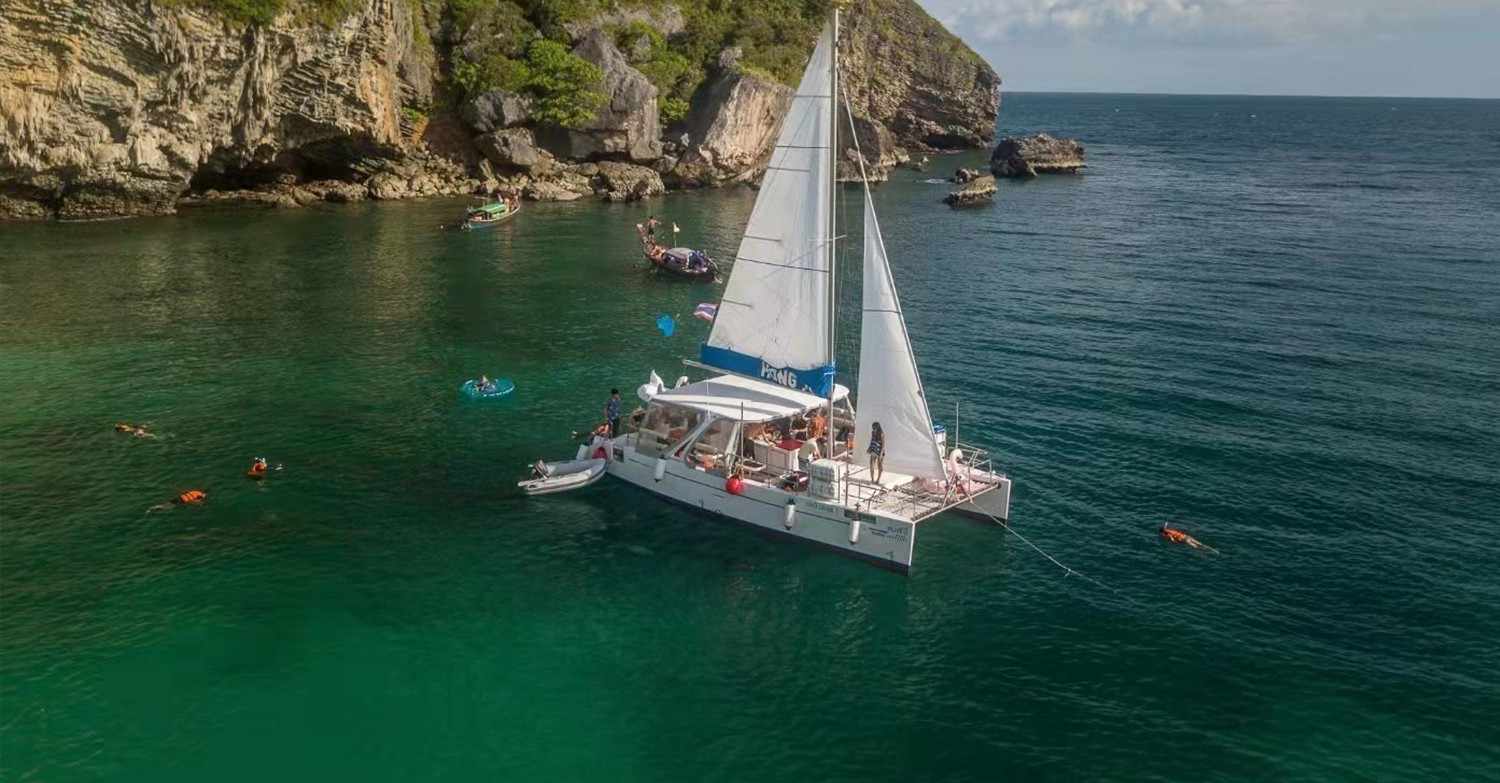 Yacht Slide