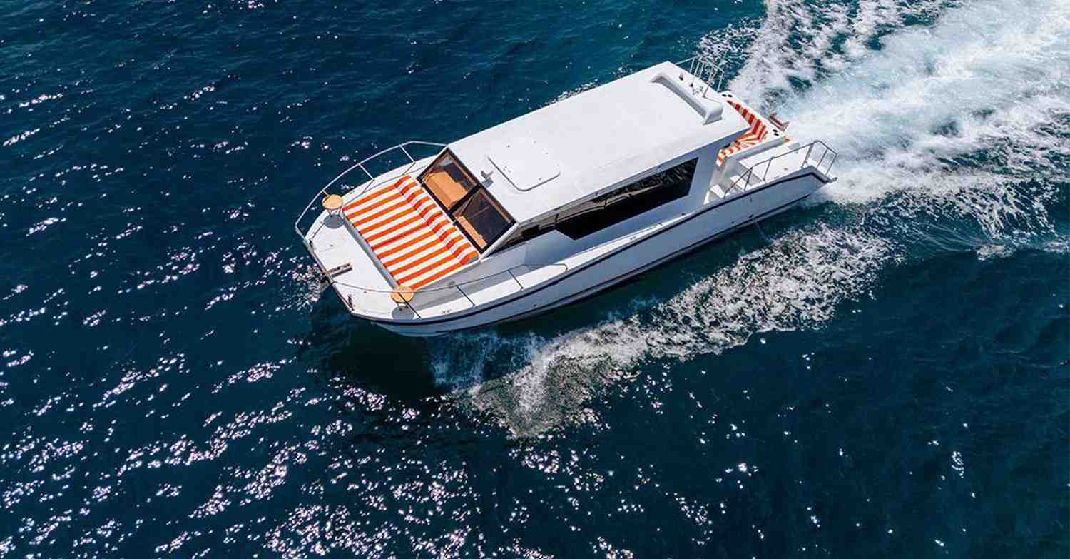 Yacht Slide